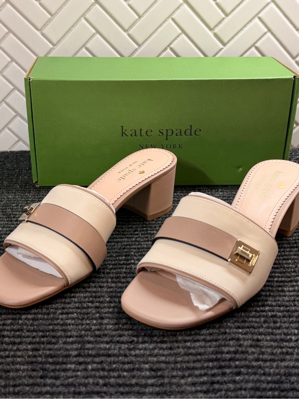 kate spade Phoebe block heel sandal Cream and Taupe